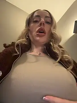 EmaSalis online show from February 9, 8:23 am