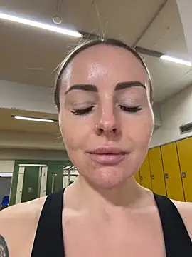 EmaSalis online show from February 14, 1:22 pm