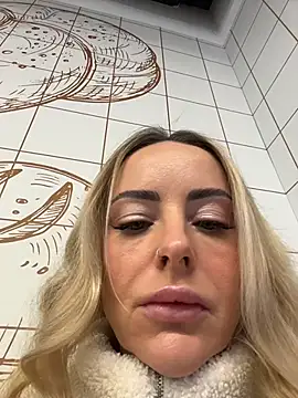 EmaSalis online show from February 1, 8:23 am