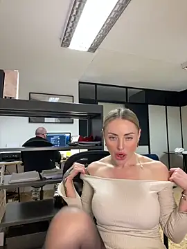 EmaSalis online show from February 28, 1:36 pm