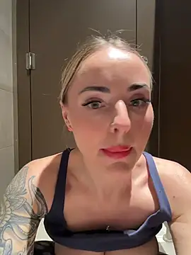 EmaSalis online show from March 12, 8:24 pm