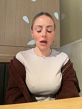 EmaSalis online show from March 3, 10:55 am