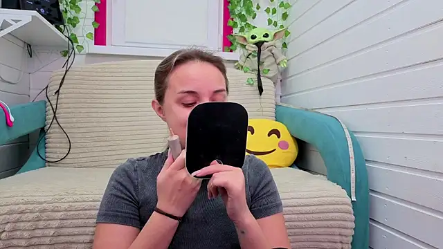 Snapshot of Misss_Vikk chatting on November 9, 5:55 am Misss Vikk online show from November 9, 5:55 am