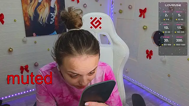 Misss Vikk online show from March 6, 5:19 pm