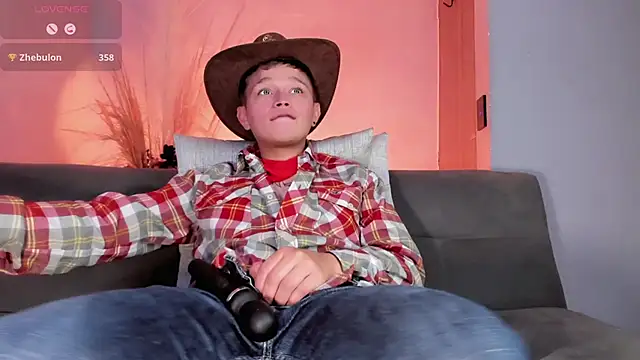 Snapshot of Tim_wolf chatting on March 6, 7:58 am Tim wolf online show from March 6, 7:58 am