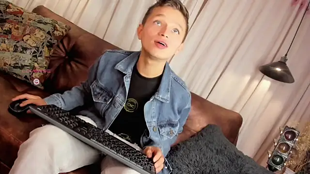 Tim wolf online show from December 15, 11:10 pm