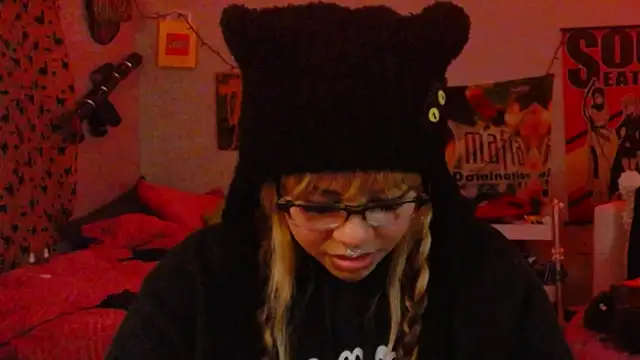 Snapshot of N1NT3NDH03 chatting on February 2, 4:55 am N1NT3NDH03 online show from February 2, 4:55 am