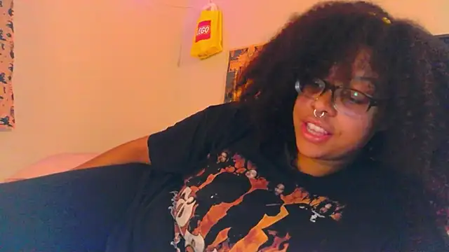 Snapshot of N1NT3NDH03 chatting on April 24, 4:58 am N1NT3NDH03 online show from April 24, 4:58 am