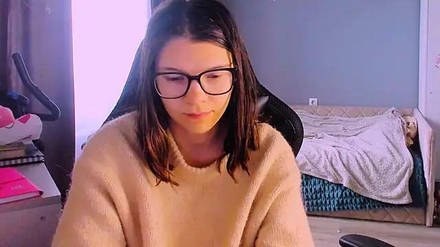 MollyLollipop online show from May 22, 4:32 am