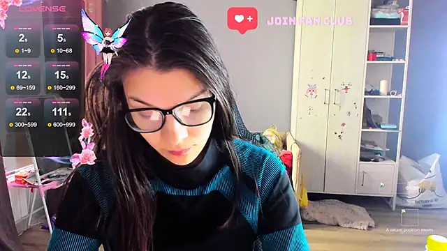 Snapshot of MollyLollipop chatting on October 23, 4:55 am MollyLollipop online show from October 23, 4:55 am