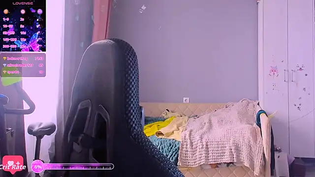 MollyLollipop online show from April 8, 5:20 am