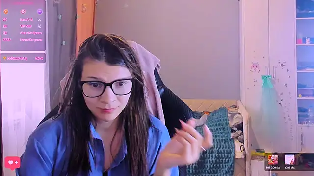 MollyLollipop online show from March 27, 3:48 am