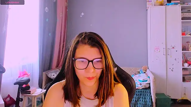 MollyLollipop online show from June 3, 3:40 am