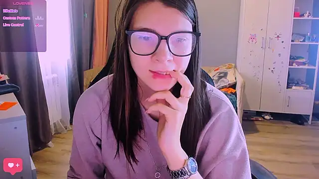 MollyLollipop online show from March 5, 3:25 am