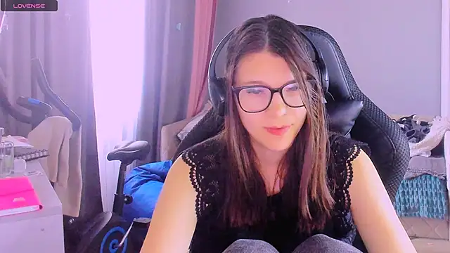MollyLollipop online show from April 30, 2:29 am