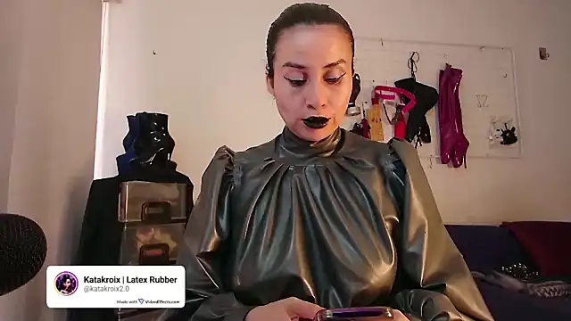 mylatexpleasure online show from June 17, 7:13 pm