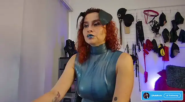 Snapshot of mylatexpleasure chatting on March 12, 6:32 pm mylatexpleasure online show from March 12, 6:32 pm