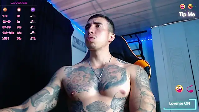 Adam Hudsond online show from May 3, 1:04 pm
