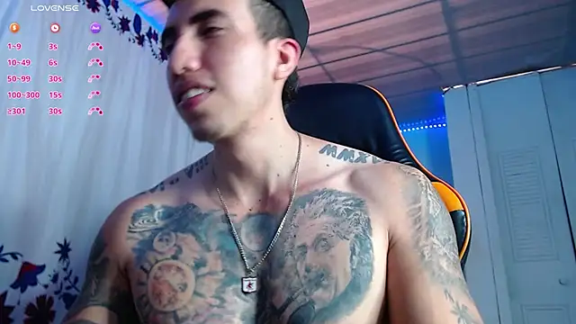 Adam Hudsond online show from December 20, 3:37 pm