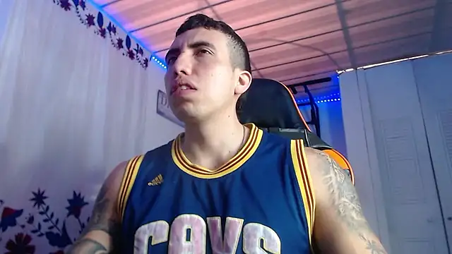 Adam Hudsond online show from January 6, 2:21 pm