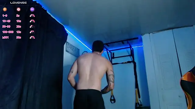 Adam Hudsond online show from April 4, 12:39 am