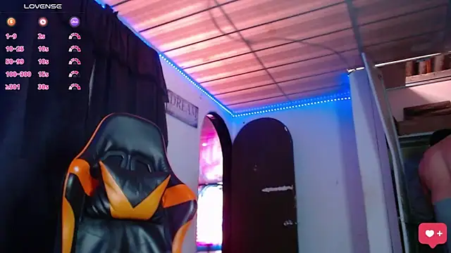 Adam Hudsond online show from September 22, 1:28 pm