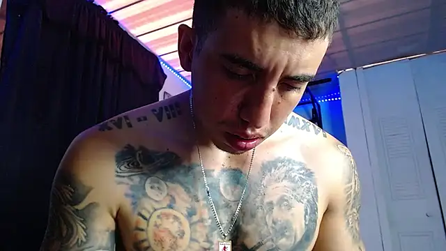 Adam Hudsond online show from April 28, 2:54 pm