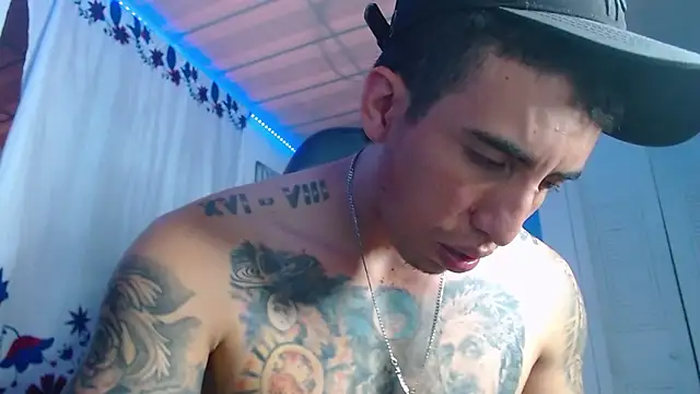 Adam Hudsond online show from February 19, 9:01 pm