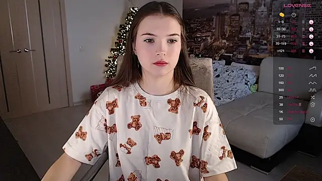 Eva Davie online show from December 27, 8:02 am