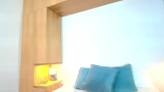 Isabella Harley online show from October 28, 2:16 pm