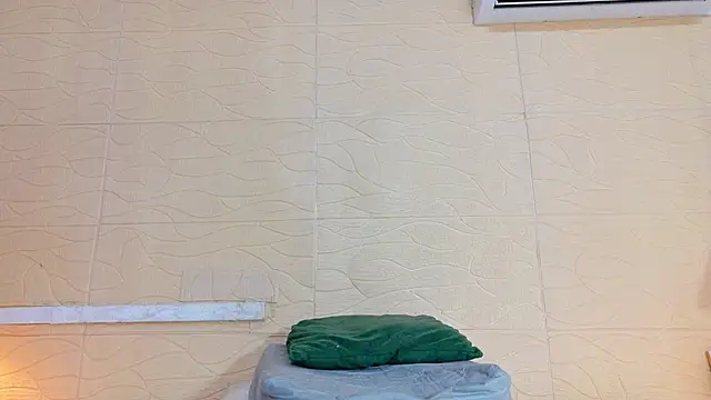 Sweet baby hellen online show from March 14, 4:10 am