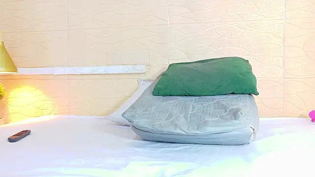 Sweet baby hellen online show from March 15, 4:24 am