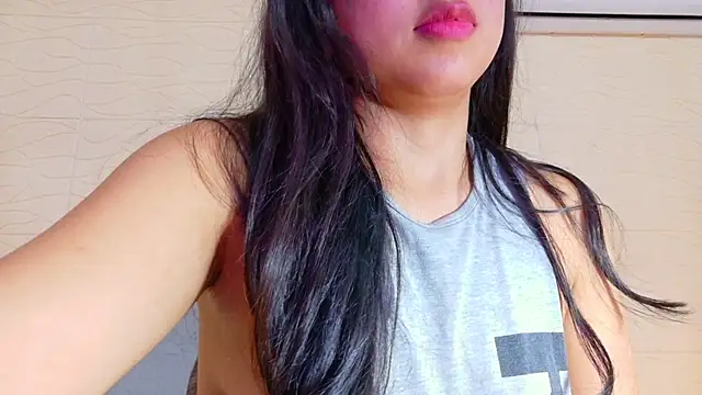 Sweet baby hellen online show from March 4, 10:24 am