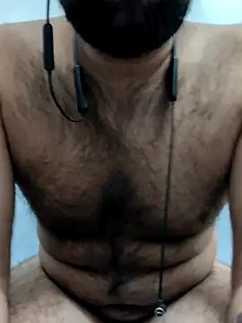 Snapshot of desicockandball chatting on October 13, 7:26 pm desicockandball online show from October 13, 7:26 pm