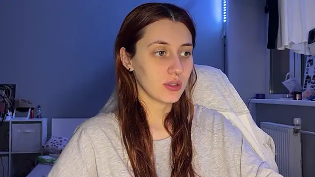 Snapshot of Uniarten chatting on October 28, 6:18 pm Uniarten online show from October 28, 6:18 pm