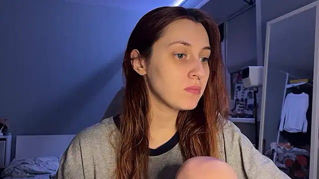 Snapshot of Uniarten chatting on November 22, 6:07 pm Uniarten online show from November 22, 6:07 pm