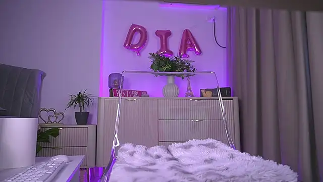 lildiaa online show from February 22, 9:44 am