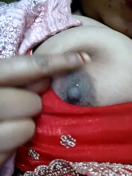 BigBustyRuhi online show from February 5, 9:27 am