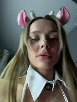 Kylie Desire online show from November 1, 6:08 am