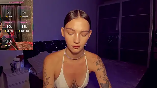 SophieCatty online show from August 9, 7:36 am