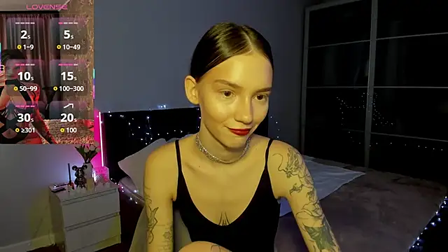 SophieCatty online show from March 7, 9:16 am