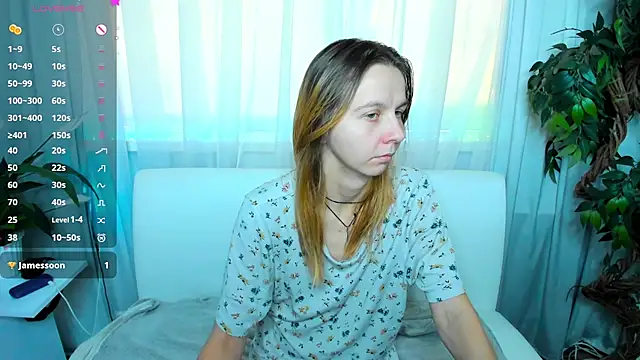 Snapshot of Bell_a_mi_ chatting on October 19, 9:34 am Bell a mi online show from October 19, 9:34 am