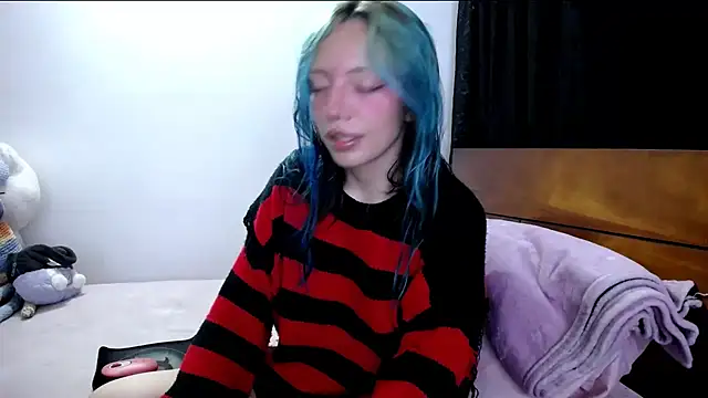 MARIANADIRTY online show from July 24, 3:30 pm