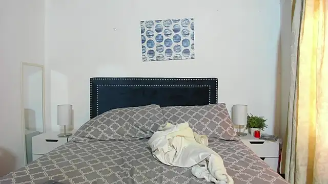 ZulyMichels online show from April 13, 12:31 pm