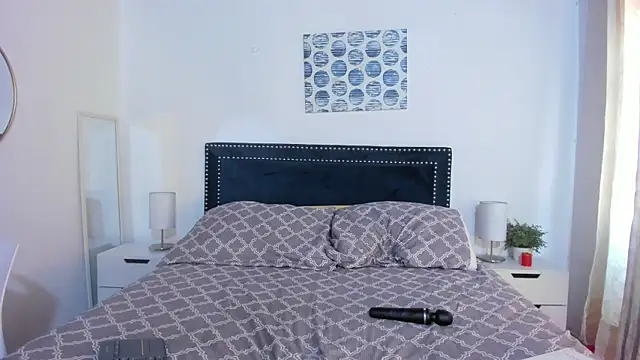 ZulyMichels online show from February 28, 1:22 pm