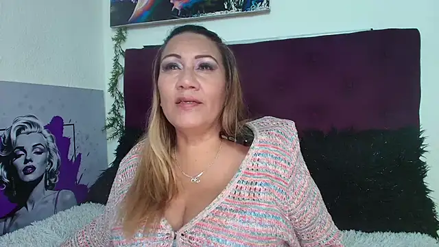 Snapshot of yayita_mature chatting on July 12, 1:45 pm yayita mature online show from July 12, 1:45 pm
