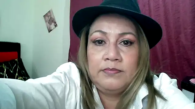 Snapshot of yayita_mature chatting on February 20, 2:57 pm yayita mature online show from February 20, 2:57 pm