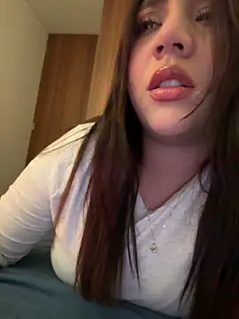 Snapshot of marcimaa chatting on January 28, 12:05 am marcimaa online show from January 28, 12:05 am