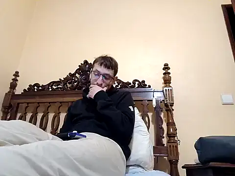 White rabbit  online show from November 25, 5:57 pm