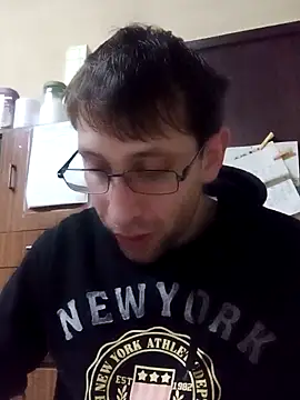 Snapshot of White_rabbit_ chatting on February 12, 9:01 pm White rabbit online show from February 12, 9:01 pm